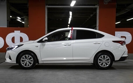 Hyundai Solaris II рестайлинг, 2021 год, 1 898 000 рублей, 8 фотография