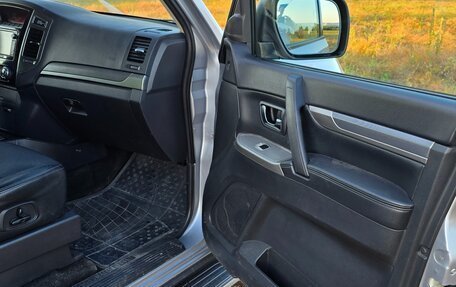 Mitsubishi Pajero IV, 2015 год, 2 490 000 рублей, 15 фотография