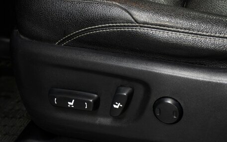 Toyota Land Cruiser Prado 150 рестайлинг 2, 2020 год, 4 998 000 рублей, 22 фотография