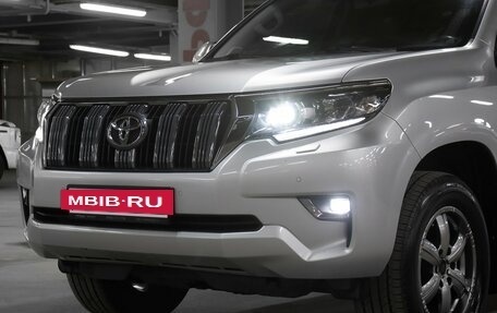 Toyota Land Cruiser Prado 150 рестайлинг 2, 2020 год, 4 998 000 рублей, 24 фотография