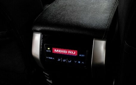 Toyota Land Cruiser Prado 150 рестайлинг 2, 2020 год, 4 998 000 рублей, 21 фотография