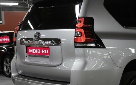 Toyota Land Cruiser Prado 150 рестайлинг 2, 2020 год, 4 998 000 рублей, 25 фотография