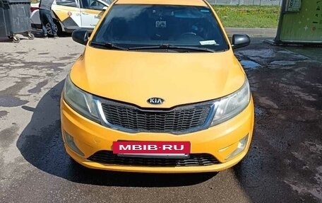 KIA Rio III рестайлинг, 2015 год, 450 000 рублей, 4 фотография