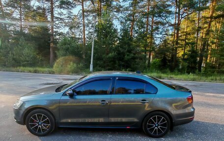 Volkswagen Jetta VI, 2013 год, 1 350 000 рублей, 3 фотография