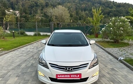 Hyundai Solaris II рестайлинг, 2016 год, 945 000 рублей, 16 фотография