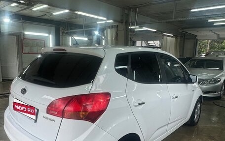 KIA Venga I, 2011 год, 900 000 рублей, 6 фотография