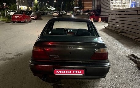 Daewoo Nexia I рестайлинг, 2001 год, 65 000 рублей, 2 фотография