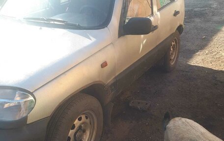 Chevrolet Niva I рестайлинг, 2004 год, 289 000 рублей, 4 фотография