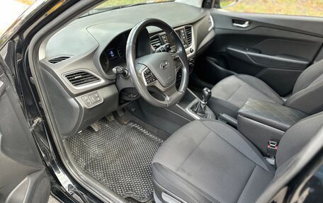 Hyundai Solaris II рестайлинг, 2017 год, 1 100 000 рублей, 9 фотография