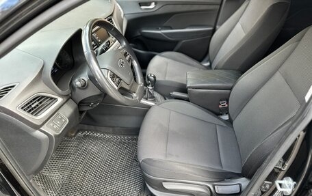 Hyundai Solaris II рестайлинг, 2017 год, 1 100 000 рублей, 8 фотография
