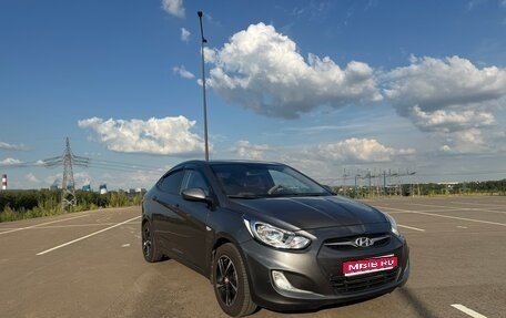 Hyundai Solaris II рестайлинг, 2011 год, 750 000 рублей, 1 фотография