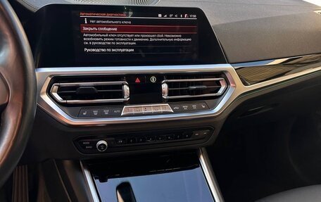 BMW 3 серия, 2019 год, 3 700 000 рублей, 15 фотография