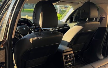 BMW 3 серия, 2019 год, 3 700 000 рублей, 25 фотография