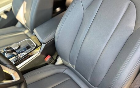 BMW 3 серия, 2019 год, 3 700 000 рублей, 21 фотография