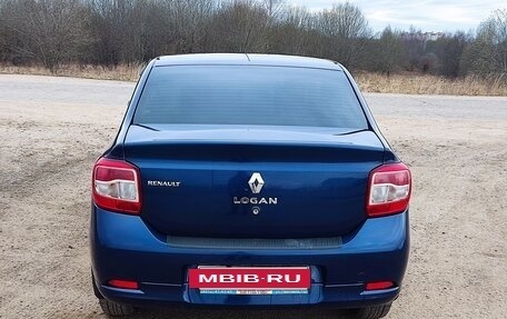 Renault Logan II, 2017 год, 810 000 рублей, 7 фотография