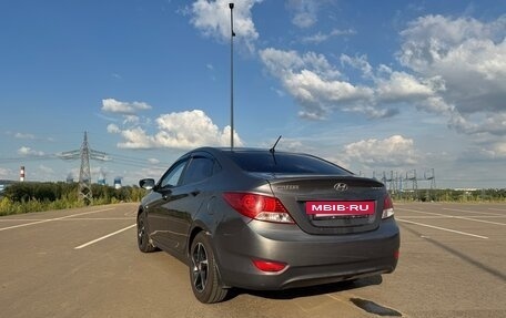 Hyundai Solaris II рестайлинг, 2011 год, 750 000 рублей, 6 фотография