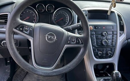 Opel Astra J, 2011 год, 420 000 рублей, 11 фотография
