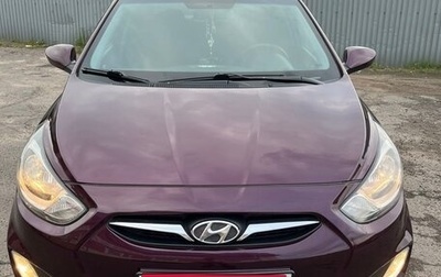 Hyundai Solaris II рестайлинг, 2013 год, 999 999 рублей, 1 фотография