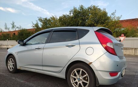 Hyundai Solaris II рестайлинг, 2012 год, 630 000 рублей, 4 фотография