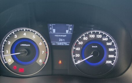 Hyundai Solaris II рестайлинг, 2012 год, 630 000 рублей, 15 фотография