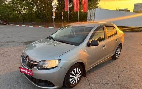 Renault Logan II, 2017 год, 485 000 рублей, 4 фотография