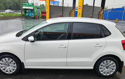 Volkswagen Polo VI (EU Market), 2013 год, 695 000 рублей, 1 фотография
