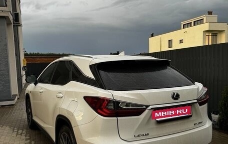 Lexus RX IV рестайлинг, 2019 год, 4 800 000 рублей, 16 фотография