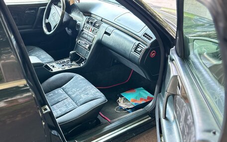 Mercedes-Benz E-Класс, 1998 год, 250 000 рублей, 9 фотография