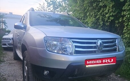 Renault Duster I рестайлинг, 2012 год, 850 000 рублей, 2 фотография