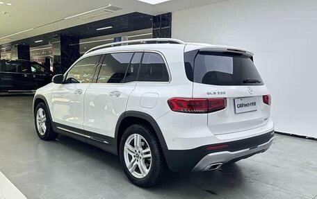 Mercedes-Benz GLB, 2022 год, 2 985 000 рублей, 2 фотография