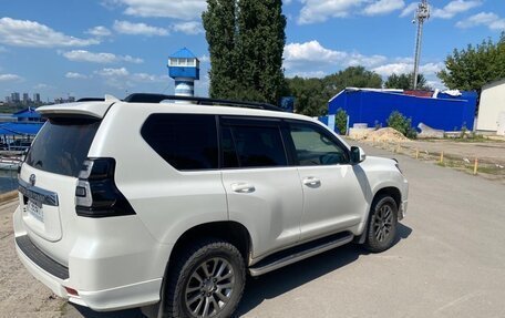 Toyota Land Cruiser Prado 150 рестайлинг 2, 2018 год, 5 100 000 рублей, 5 фотография