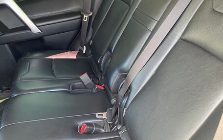 Toyota Land Cruiser Prado 150 рестайлинг 2, 2018 год, 5 100 000 рублей, 12 фотография