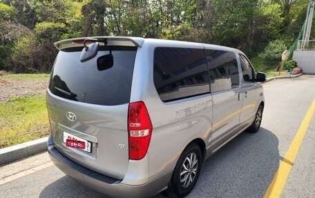 Hyundai Grand Starex Grand Starex I рестайлинг 2, 2020 год, 2 600 000 рублей, 8 фотография