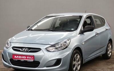 Hyundai Solaris II рестайлинг, 2011 год, 800 000 рублей, 1 фотография