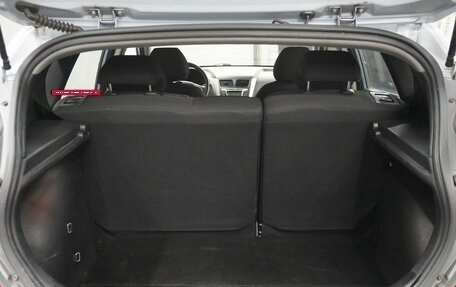 Hyundai Solaris II рестайлинг, 2011 год, 800 000 рублей, 15 фотография