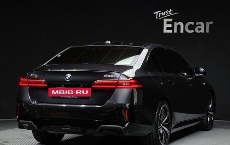 BMW 5 серия, 2025 год, 5 680 000 рублей, 2 фотография