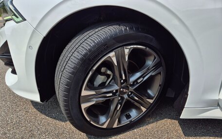 KIA K5, 2022 год, 2 400 000 рублей, 7 фотография