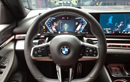 BMW 5 серия, 2025 год, 5 710 000 рублей, 10 фотография