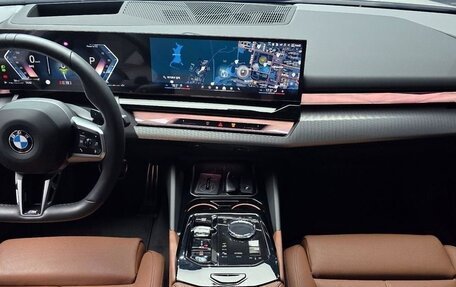 BMW 5 серия, 2025 год, 5 710 000 рублей, 9 фотография
