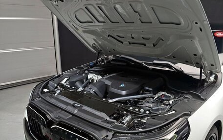 BMW 5 серия, 2025 год, 5 710 000 рублей, 8 фотография