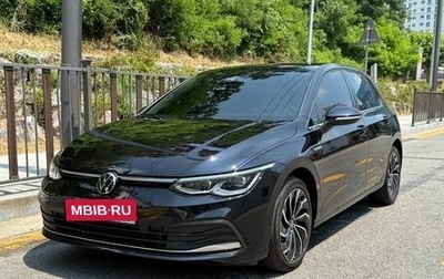 Volkswagen Golf VIII, 2022 год, 2 250 000 рублей, 1 фотография