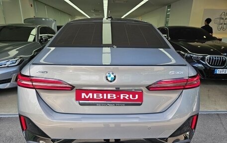 BMW 5 серия, 2024 год, 7 670 000 рублей, 4 фотография