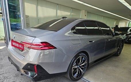 BMW 5 серия, 2024 год, 7 670 000 рублей, 2 фотография