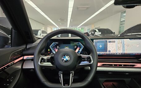 BMW 5 серия, 2024 год, 7 670 000 рублей, 14 фотография