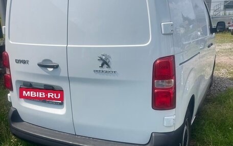 Peugeot Expert, 2021 год, 1 790 000 рублей, 3 фотография