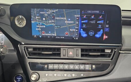 Lexus ES VII, 2022 год, 4 040 000 рублей, 11 фотография