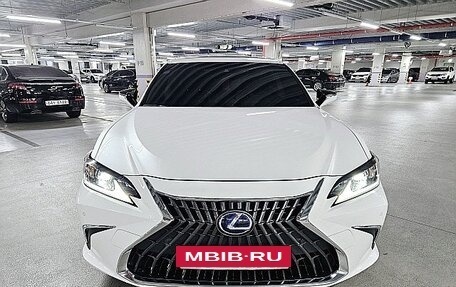 Lexus ES VII, 2022 год, 4 040 000 рублей, 5 фотография