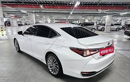 Lexus ES VII, 2022 год, 4 040 000 рублей, 6 фотография