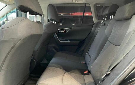Toyota RAV4, 2021 год, 3 900 000 рублей, 13 фотография