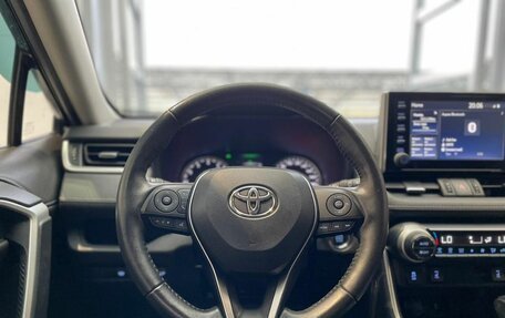 Toyota RAV4, 2021 год, 3 900 000 рублей, 15 фотография